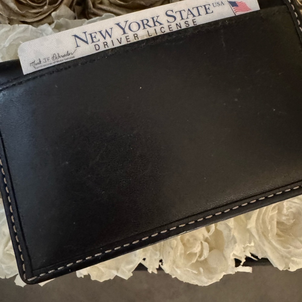 Vintage Coach Hamptons Black Leather Wallet w. White Stitching & Key Ring - Picture 12 of 16